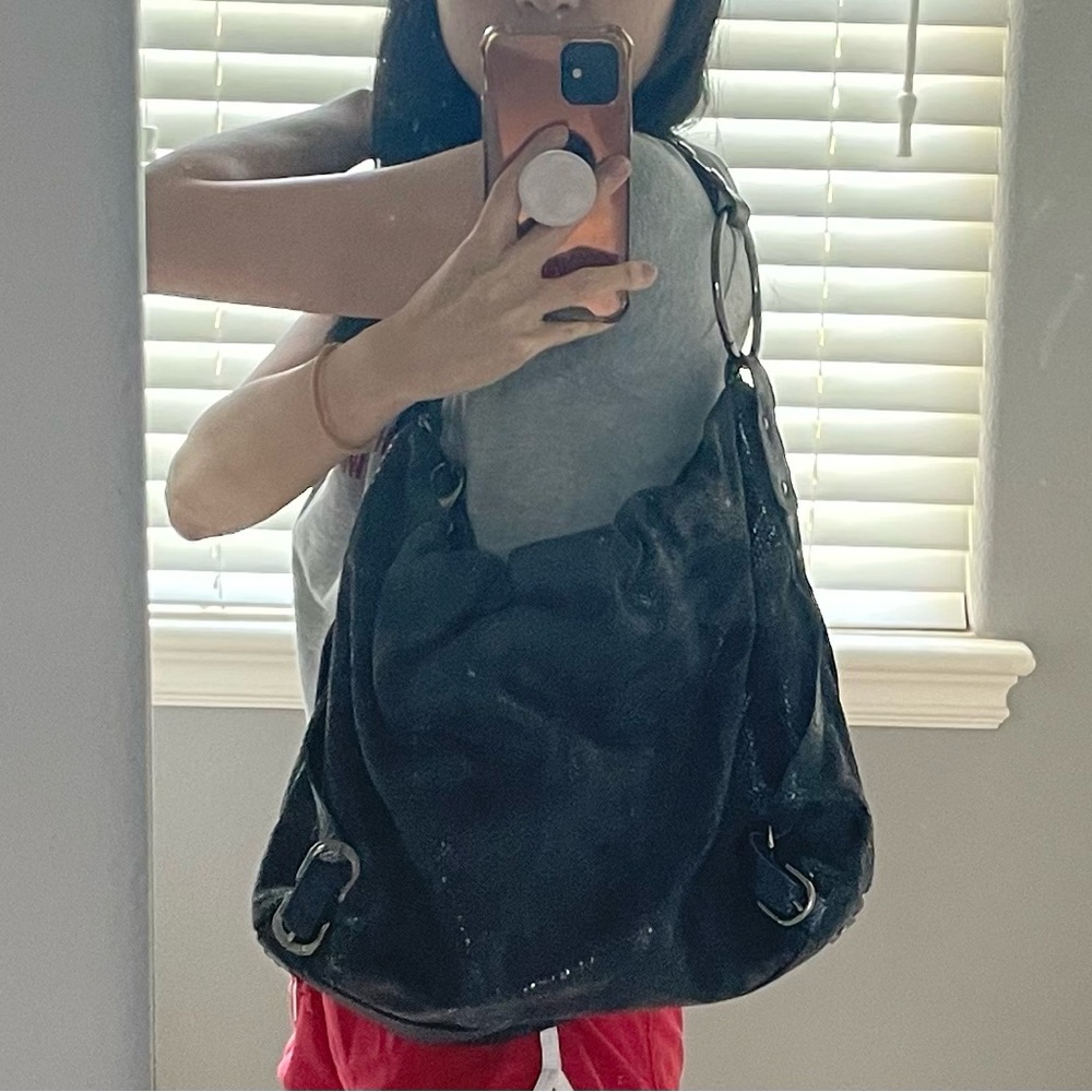 Black and Blue Glossy Shoulder Bag with Spacious Design